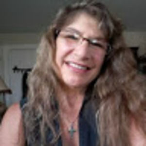 Meet your Posher, Andria